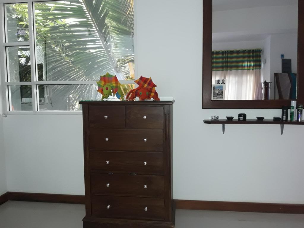 Majestic Apartments Nawala Екстериор снимка